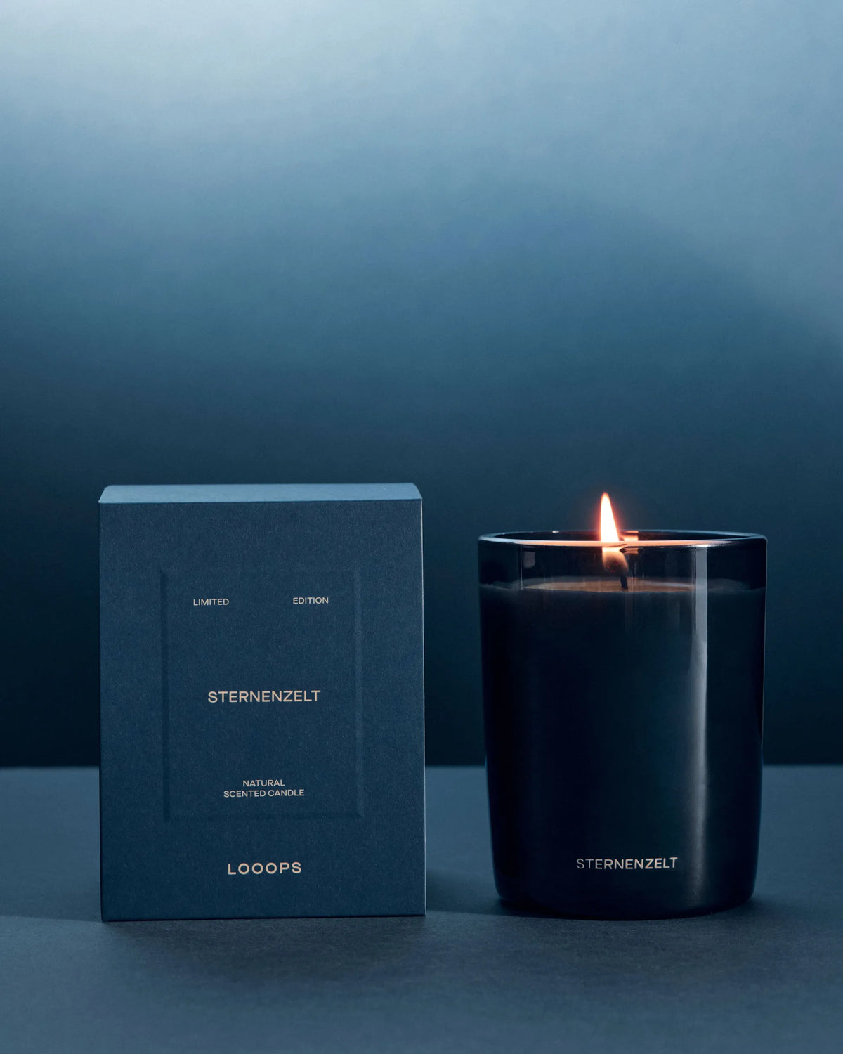 Große Duftkerze Sternenzelt · Limited Edition von Looops mit Verpackung