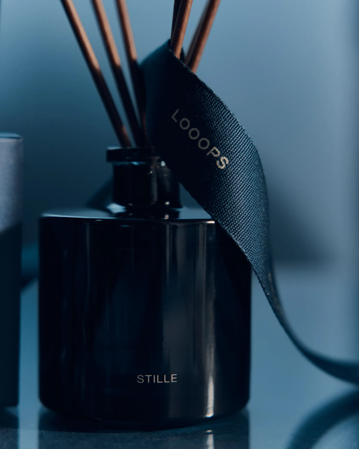 Duftstäbchen Stille · Limited Edition von Looops mit Geschenkband