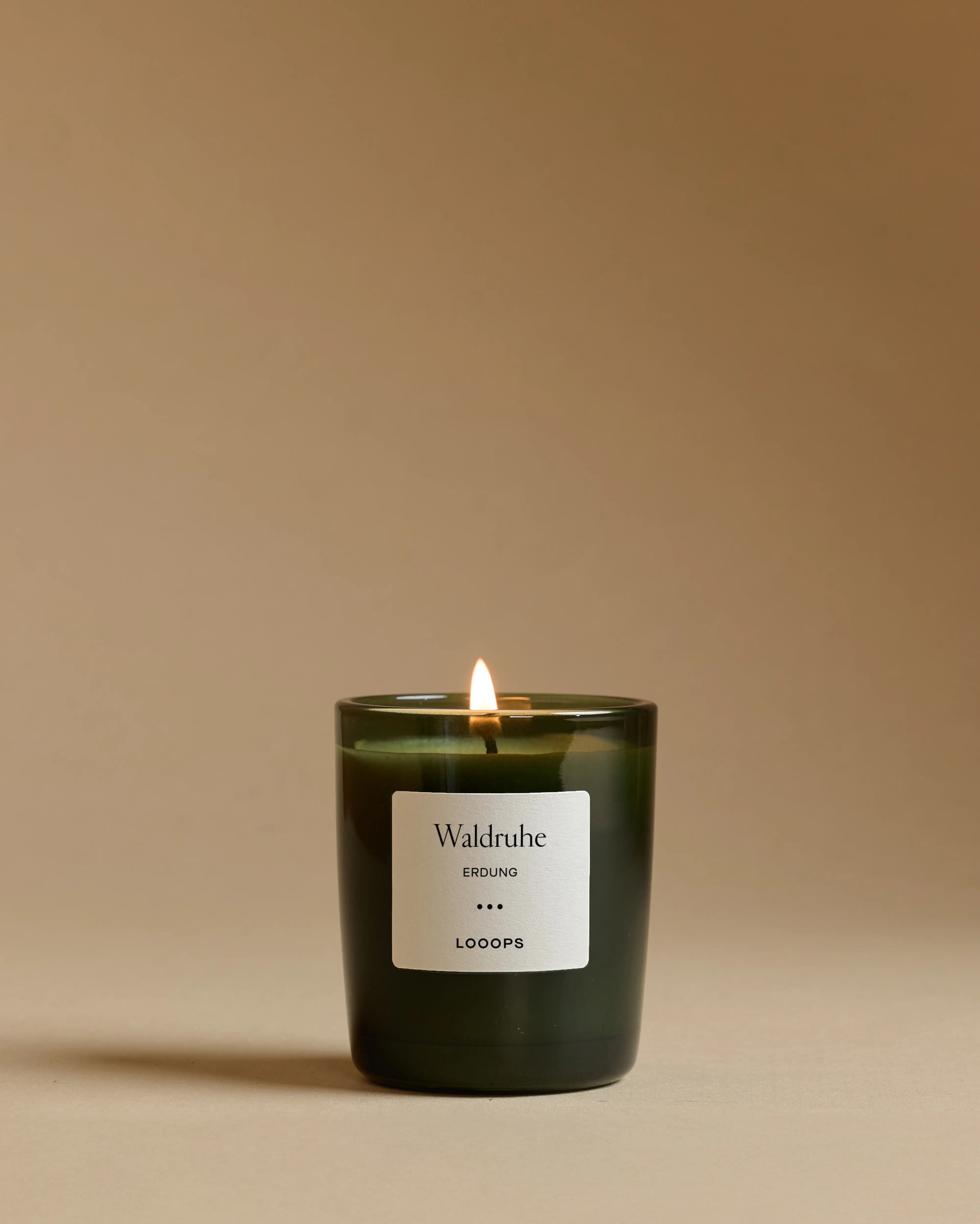 Waldruhe – Kleine Duftkerze · grünes Glas · B-Ware
